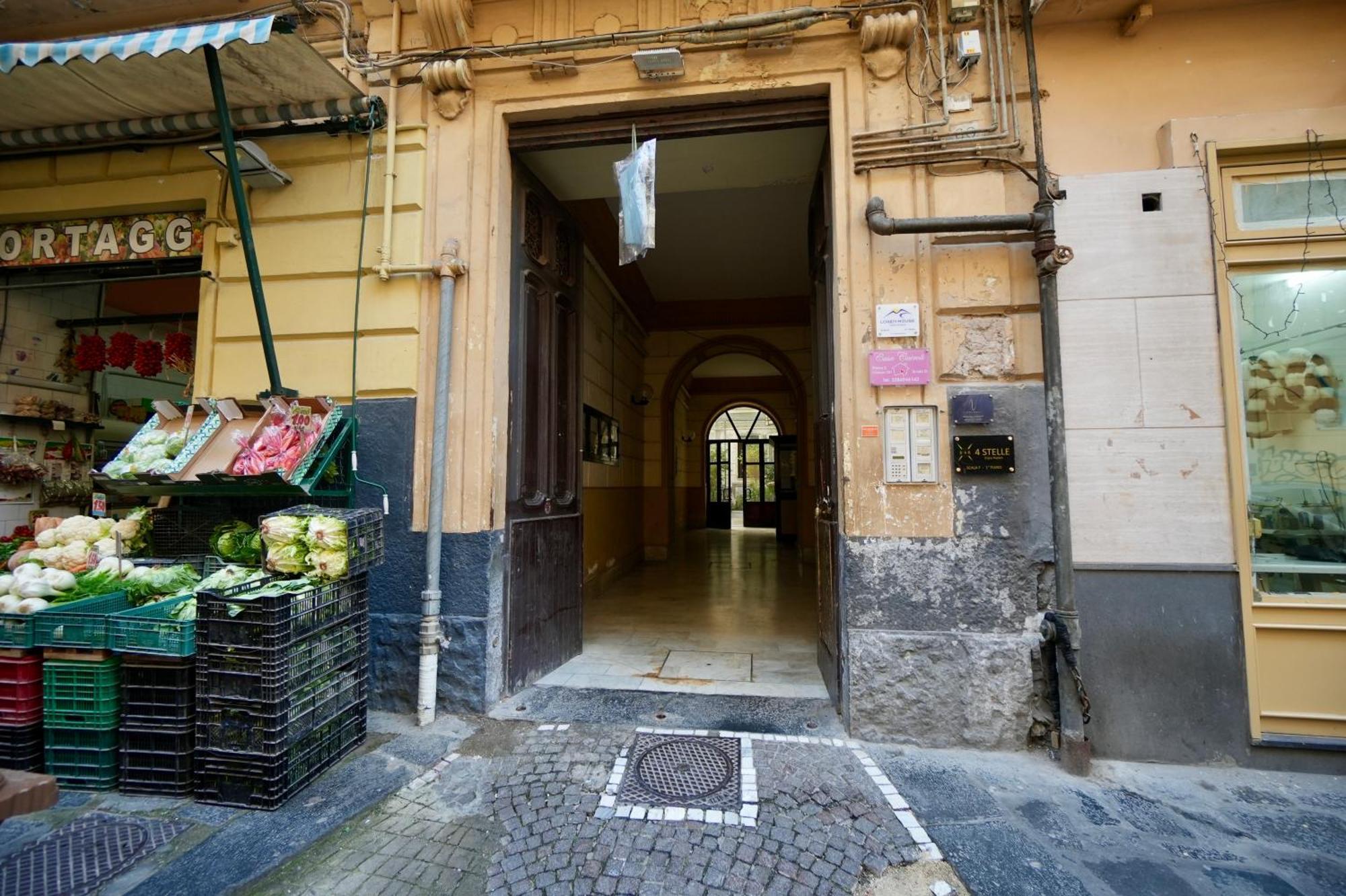 Naples 60- Historic Residence Neapel Exteriör bild